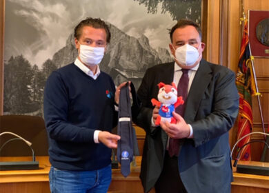 Maison Cilento realizza cravatta e foulard per i Mondiali di Sci Alpino 2021