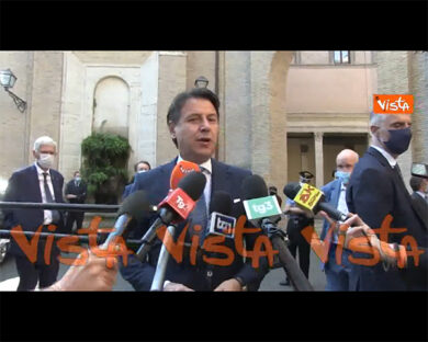 Conte: “Ho accompagnato mio figlio a scuola, ma lasciato da solo all’ultimo miglio”
