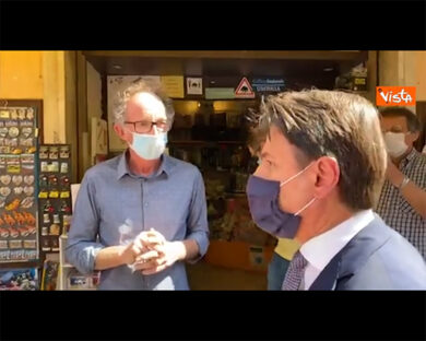 Conte per le strade di Norcia assaggia i prodotti tipici locali