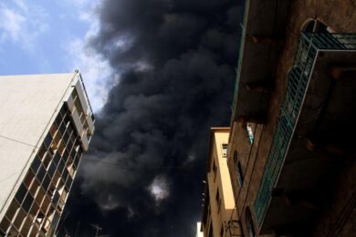 Libano: ancora fiamme a Beirut, in edificio design di Zaha Hadid