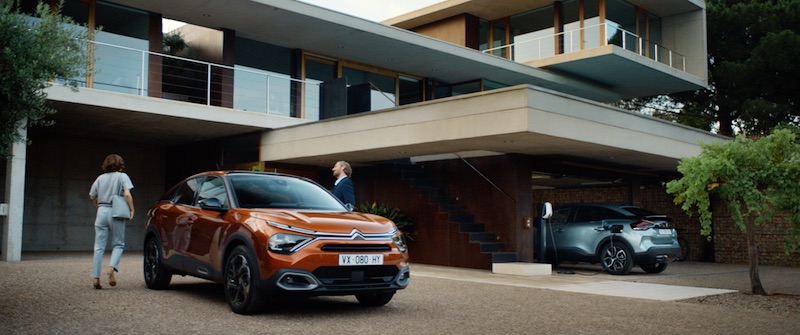 Citroën lancia la campagna pubblicitaria “Nuova C4, Opën the way”. Citroën lancia la campagna pubblicitaria “Nuova C4, Opën the way”.
