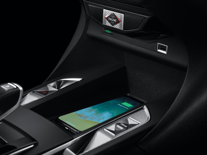 DS3 Crossback: interni caratterizzati da dettagli raffinati ed esclusivi DS3 Crossback: interni caratterizzati da dettagli raffinati ed esclusivi