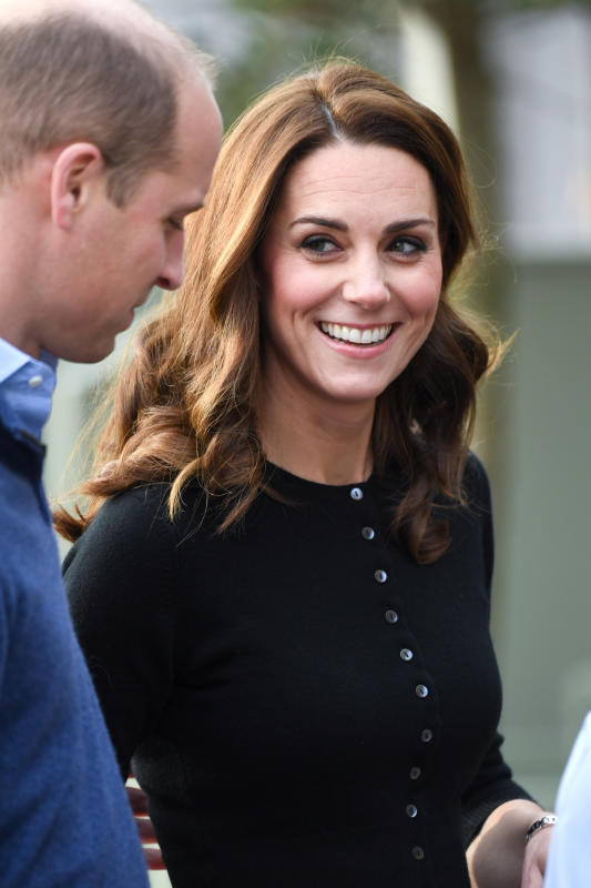 Kate Middleton a Londra con Louis. FOTO INEDITE. E Meghan Markle “scompare”