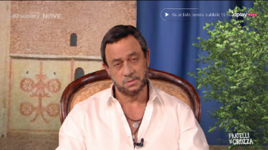 Fratelli di Crozza: Salvini :cena con i commercialisti? faccio 40 cene al giorno.