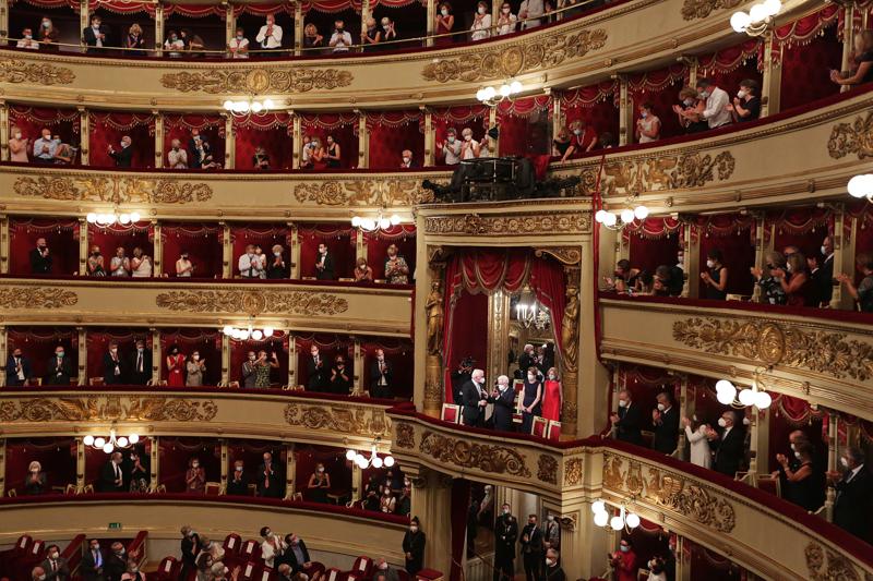 Teatro alla Scala: la Nona di Beethoven alla presenza di Mattarella Teatro alla Scala: la Nona di Beethoven alla presenza di Mattarella