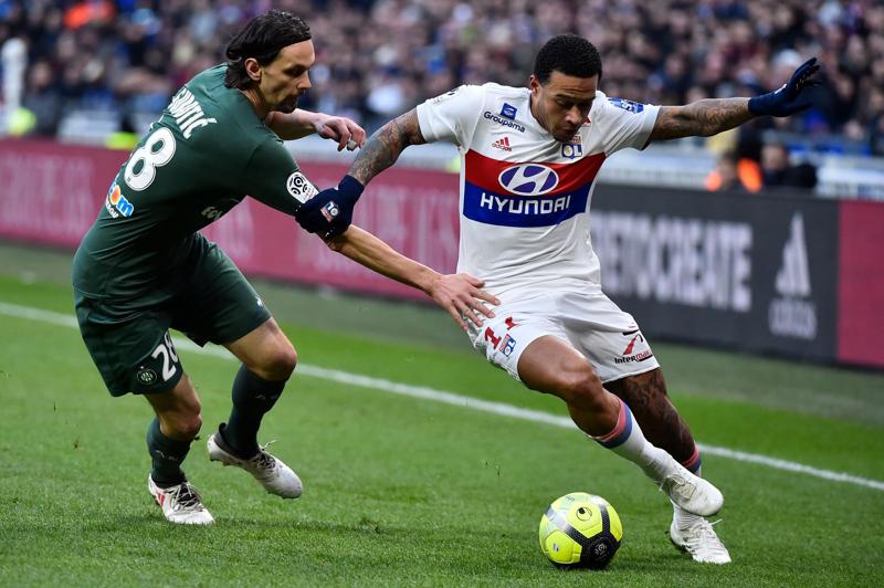 Depay-Milan, la bomba di calciomercato. Milenkovic e Chiesa…