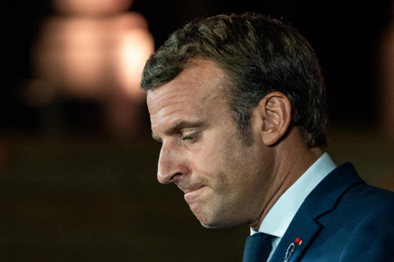 Macron, ancora guai: Francia vicina al lockdown e si dimette il n°2 di LRM Macron, ancora guai: Francia vicina al lockdown e si dimette il n°2 di LRM