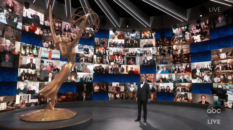 Emmy (online): premi a ‘Succession’ e ‘Watchmen’, sbanca ‘Schitt’s Creek’ Emmy (online): premi a ‘Succession’ e ‘Watchmen’, sbanca ‘Schitt’s Creek’