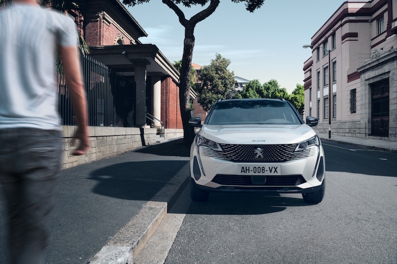 Nuovo Peugeot 3008, ordinabile in Italia Nuovo Peugeot 3008, ordinabile in Italia