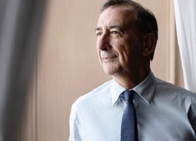Tutti vogliono Beppe Sala. Tutti mormorano, nessuno lo sollecita