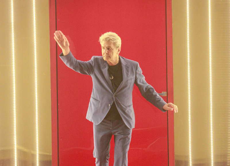 Grande Fratello Vip 5, Fausto Leali squalificato. La moglie: “Non è razzista o fascista” Grande Fratello Vip 5, Fausto Leali squalificato. La moglie: “Non è razzista o fascista”