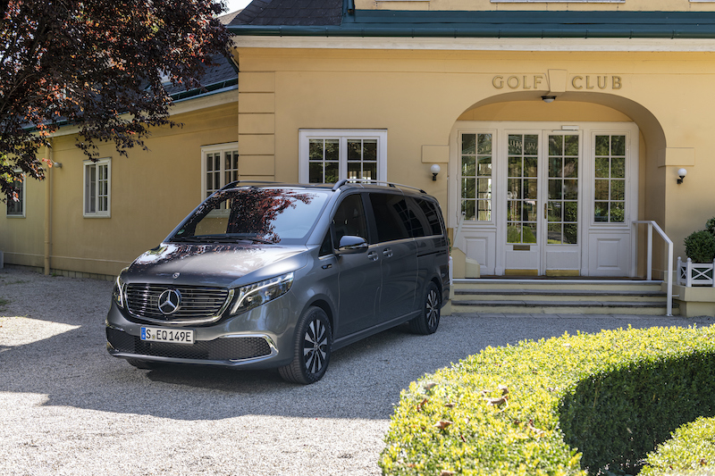 Si chiama EQV la prima monovolume premium di Mercedes