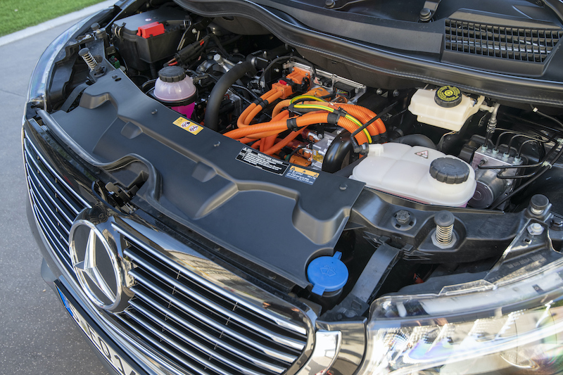 Si chiama EQV la prima monovolume premium di Mercedes