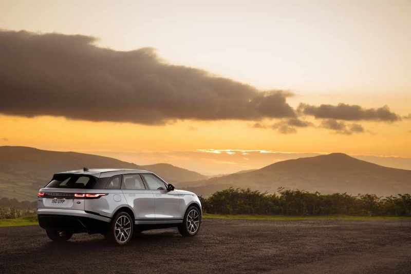 Nuova Range Rover Velar Ora anche Plug-in Nuova Range Rover Velar Ora anche Plug-in