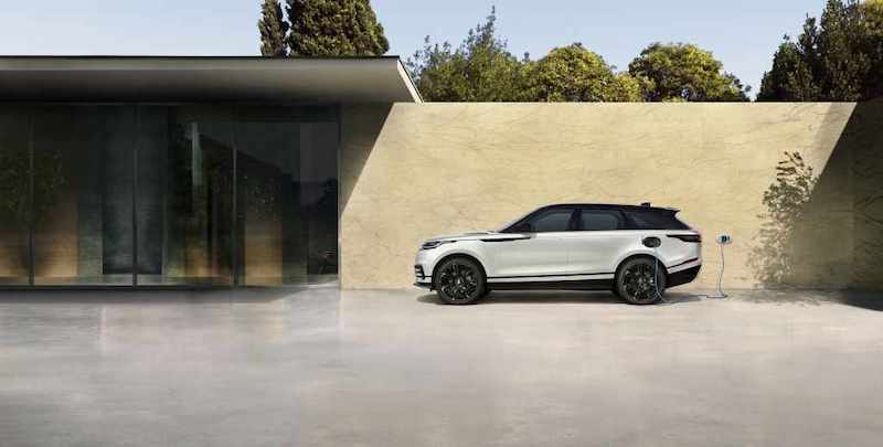 Nuova Range Rover Velar Ora anche Plug-in Nuova Range Rover Velar Ora anche Plug-in