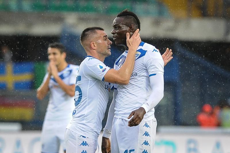 Mario Balotelli dal… Grande Fratello Vip 5 al Genoa. Le trattative Mario Balotelli dal… Grande Fratello Vip 5 al Genoa. Le trattative
