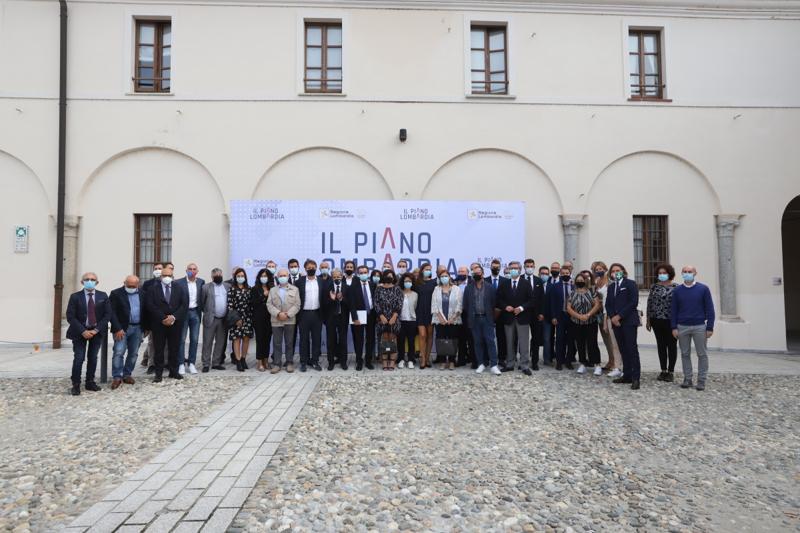 Fontana a Lodi dagli imprenditori: “Noi dalla parte di chi investe”