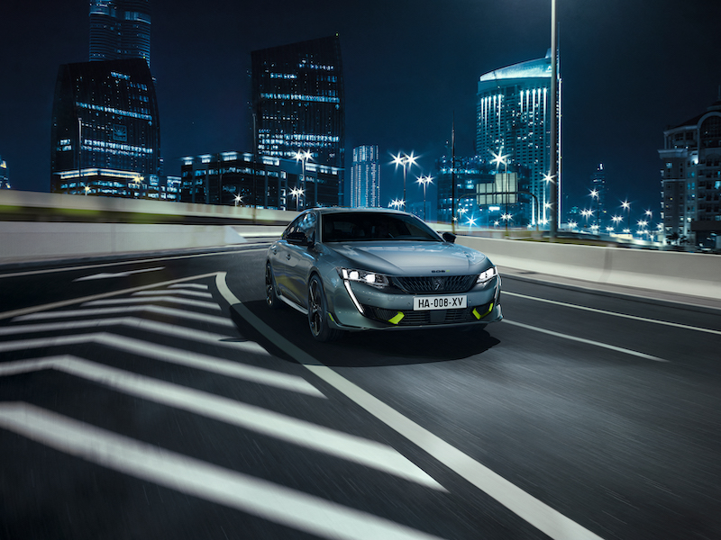 Peugeot presenta la 508 Sport Engineered ibrida plug-in da 360 CV