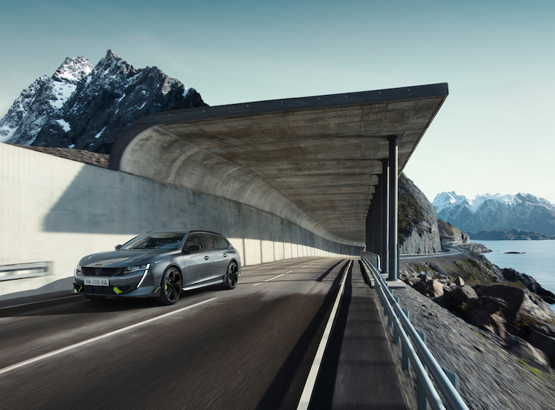 Peugeot presenta la 508 Sport Engineered ibrida plug-in da 360 CV
