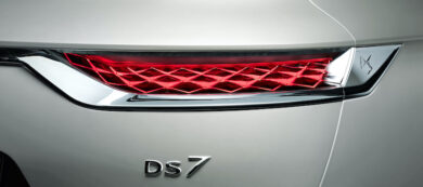 Ds 7 Crosssback E-Tense 4×4 protagonista alla Paris Fashion Week