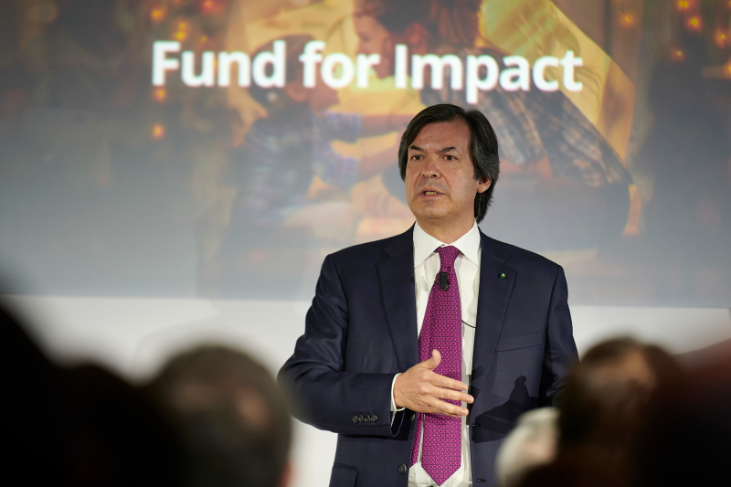 Intesa-Ubi, 5.000 bancari via in 2 anni. 2.500 nuove assunzioni entro il 2023 Intesa-Ubi, 5.000 bancari via in 2 anni. 2.500 nuove assunzioni entro il 2023