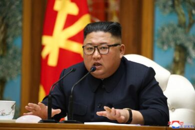 Corea del Nord, il leader Kim Jong-un ammette “difetti” sulla gestione Covid