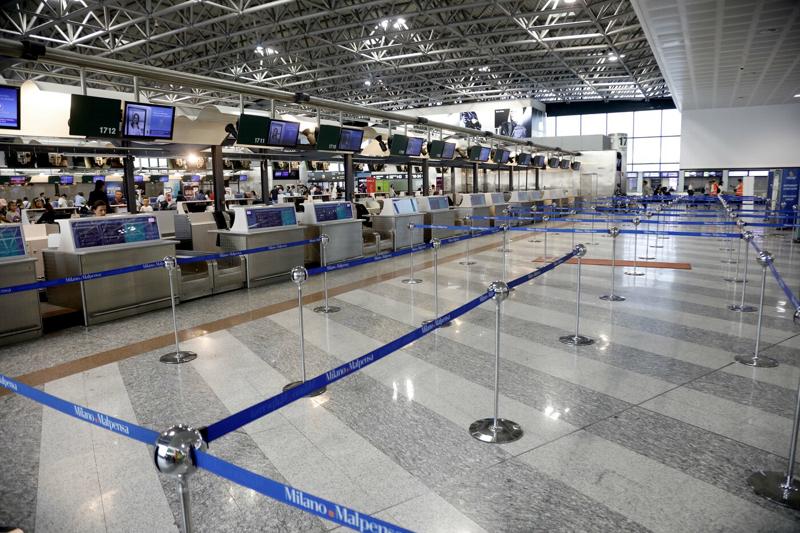 Alitalia, addio allo scalo di Malpensa. Fontana: “Auspico un ripensamento” Alitalia, addio allo scalo di Malpensa. Fontana: “Auspico un ripensamento”