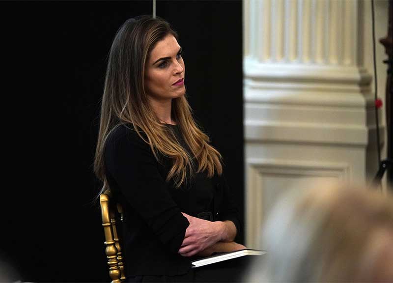 Usa, Trump e Melania positivi al Covid-19. Contagiati dalla consigliera Hicks Usa, Trump e Melania positivi al Covid-19. Contagiati dalla consigliera Hicks