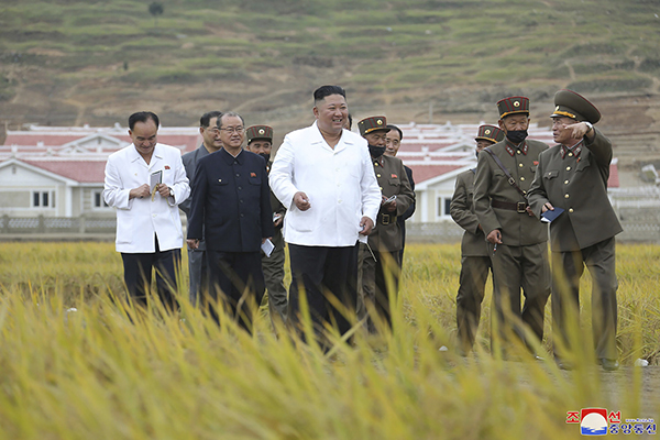 Corea del Nord, Kim Yo-jong riappare in pubblico col fratello Kim Jong-un