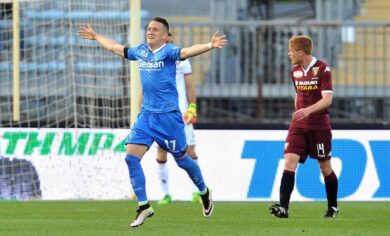 Calcio, Napoli: Zielinski e un collaboratore positivi al coronavirus