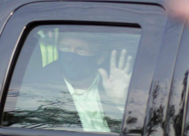 Coronavirus, passerella di Trump per i fan. Biden mai così avanti: +14 punti Coronavirus, passerella di Trump per i fan. Biden mai così avanti: +14 punti