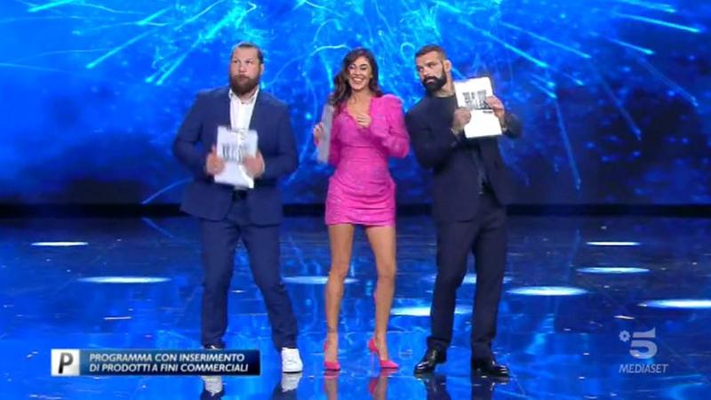 Ascolti tv Auditel, Tu sì que vales vince il sabato sera. Rai 1 ko Ascolti tv Auditel, Tu sì que vales vince il sabato sera. Rai 1 ko