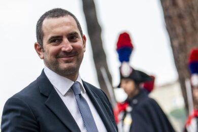 Juventus-Napoli e caos serie A: il ministro dello Sport, Spadafora, deve dimettersi? Sondaggio