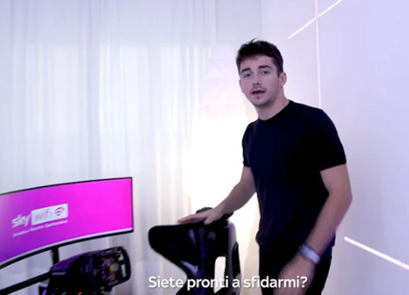 Charles Leclerc padrone di casa Sky Wifi. La sfida: chi è più veloce di me? Charles Leclerc padrone di casa Sky Wifi. La sfida: chi è più veloce di me?