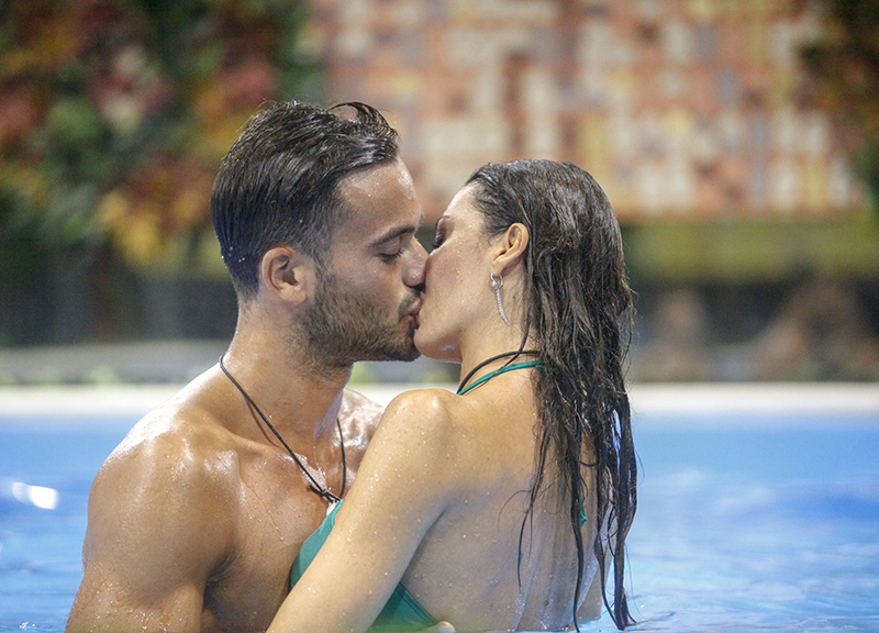 Grande Fratello Vip 5, Dayane Mello e gli slip trasparenti. Foto, nomination, uscite Grande Fratello Vip 5, Dayane Mello e gli slip trasparenti. Foto, nomination, uscite