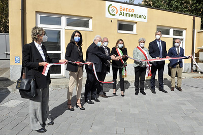 Via Bassini, inaugurato nuovo hub alimentare: così si combatte lo spreco Via Bassini, inaugurato nuovo hub alimentare: così si combatte lo spreco