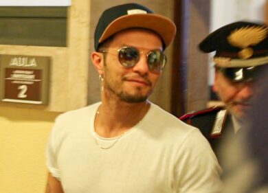 Marco Carta, pg chiede condanna a 8 mesi, ma il cantante viene assolto
