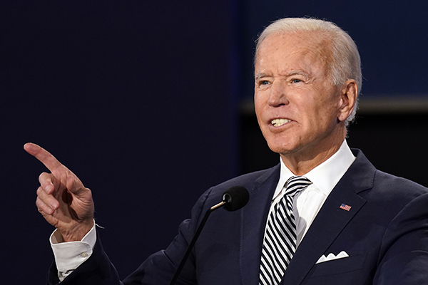 Biden diserterà il secondo dibattito. Pelosi evoca la rimozione di Trump Biden diserterà il secondo dibattito. Pelosi evoca la rimozione di Trump