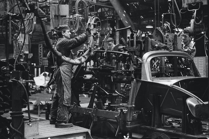 DS Automobiles: segreti industriali per la produzione della prima DS 19