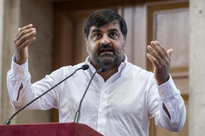 Palamara radiato: “Ora Zingaretti chiarisca i loro rapporti”. Insorge la Lega Palamara radiato: “Ora Zingaretti chiarisca i loro rapporti”. Insorge la Lega