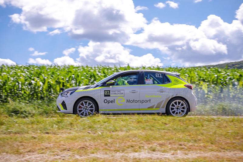 Opel e DMSB insieme per garantire la sicurezza all’ADAC Opel e-rally Cup Opel e DMSB insieme per garantire la sicurezza all’ADAC Opel e-rally Cup
