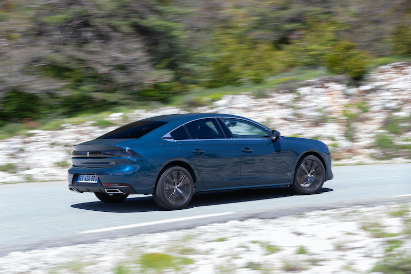 Peugeot 508 disponibile anche col motore benzina PureTech 130 EAT8 Peugeot 508 disponibile anche col motore benzina PureTech 130 EAT8