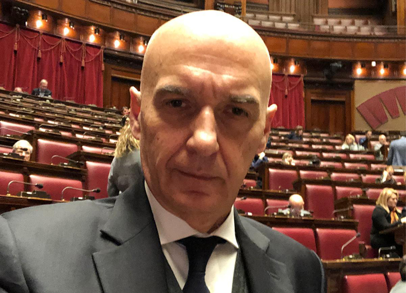 Mes, nel M5s c’è chi apre: “Avviamo un confronto con Bruxelles” Mes, nel M5s c’è chi apre: “Avviamo un confronto con Bruxelles”