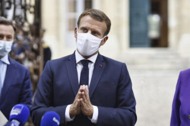 Covid, Macron parlerà alla nazione. Castex: “Rischio di nuovi lockdown”