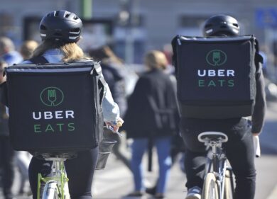 Caporalato e sfruttamento rider, chiuse le indagini su Uber Italy
