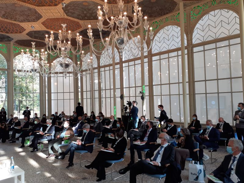 Galleria foto 'Ricostruzione post COVID, i CEO ELIS presentano i piani di intervento per scuola, impresa e lavoro' - foto 1