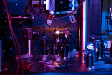 Politecnico di Milano, un flash di luce per identificare i tumori