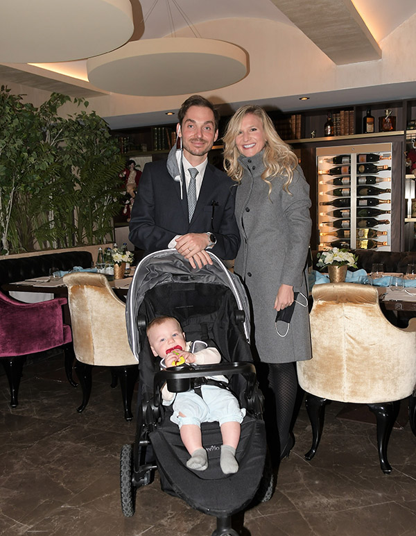 Festa per il battesimo a Milano per il piccolo principe Elia Roberto Festa per il battesimo a Milano per il piccolo principe Elia Roberto