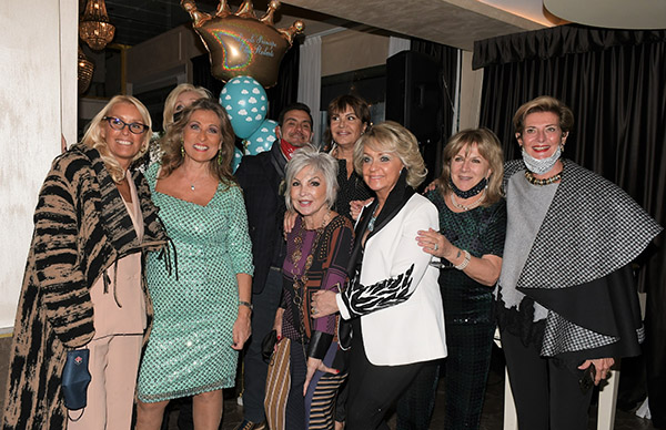 Festa per il battesimo a Milano per il piccolo principe Elia Roberto Festa per il battesimo a Milano per il piccolo principe Elia Roberto