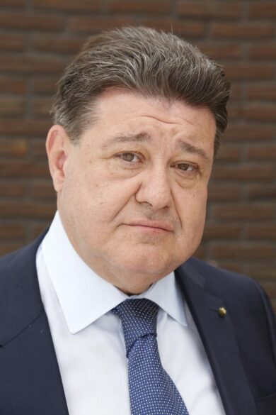 (Ri)costruzione,le macerie invisibili della pandemia: la nuova Italia.IL LIBRO